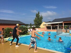 Una piscina techada
