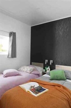3 bedrooms, WiFi