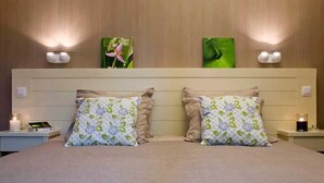 3 bedrooms, iron/ironing board, WiFi (surcharge)