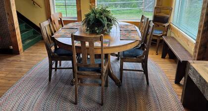 Quaint lodge wonderful for retreats, reunions, weddings, and relaxation!