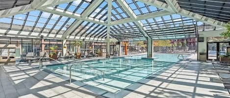 Piscina coperta, piscina all'aperto