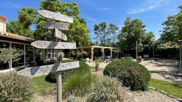 Enceinte de lâhĂ©bergement