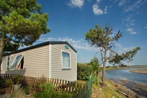 Exterior - ZEcamping 4* animé 2km plage parc aquatique locatif 24m2 (La Faute-sur-Mer)
