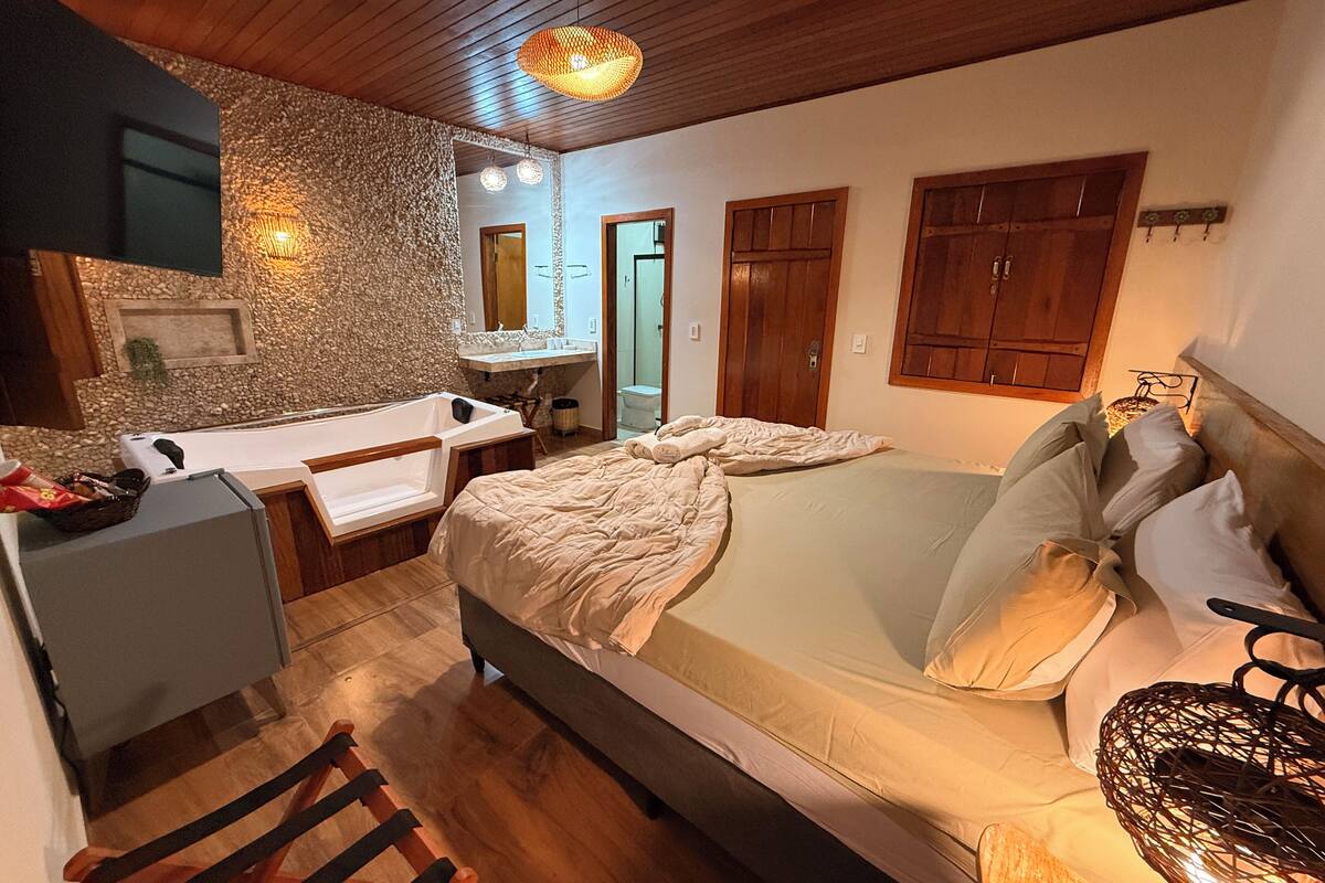 Luxury Suite, Balcony, Garden View | Ruang kerja komputer riba 