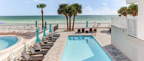 Piscine extérieure, piscine chauffée