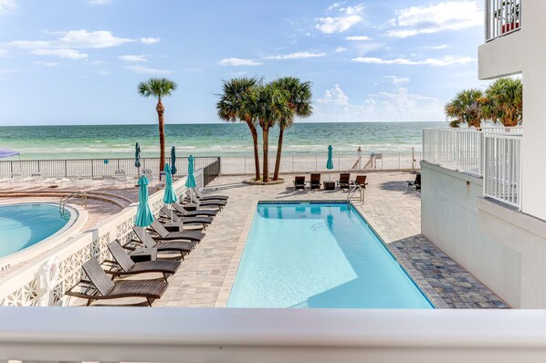 Udendørs pool, opvarmet pool