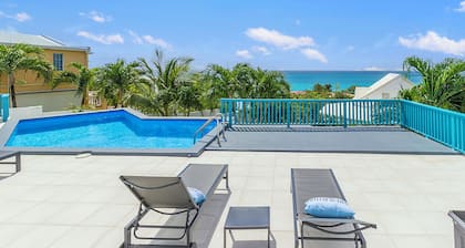 Newly Renovated apartment with swimming pool and ocean view #3