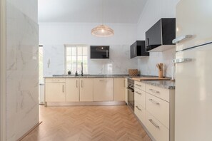 Fridge, oven, stovetop, dishwasher - Casa da Palmeira Paradise (Aljezur)