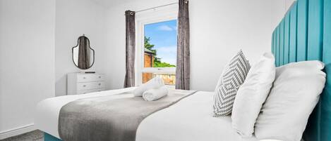 3 bedrooms, iron/ironing board, travel cot, free WiFi