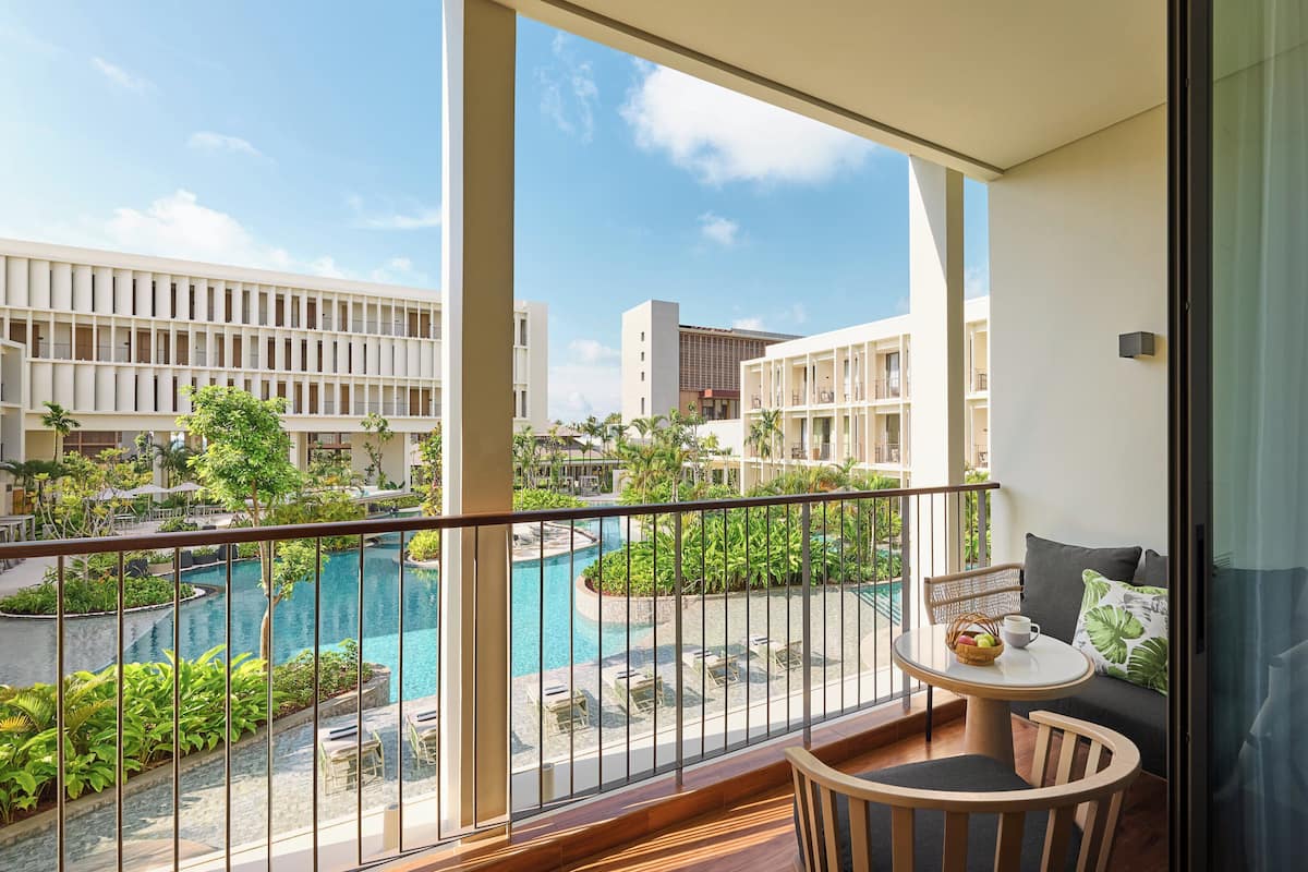 1 bedroom, premium bedding, pillowtop beds, minibar