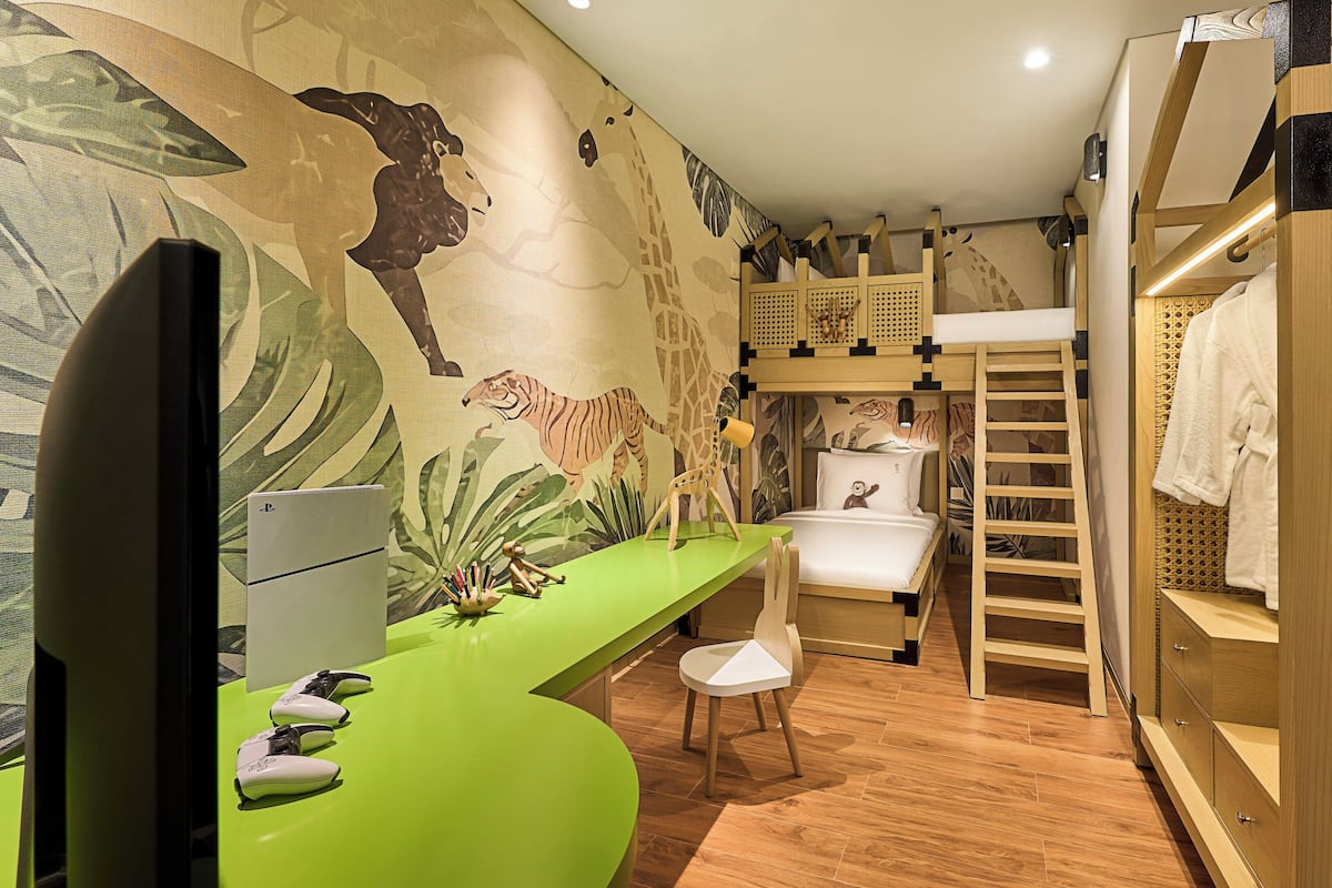 Premium bedding, pillow-top beds, minibar, desk