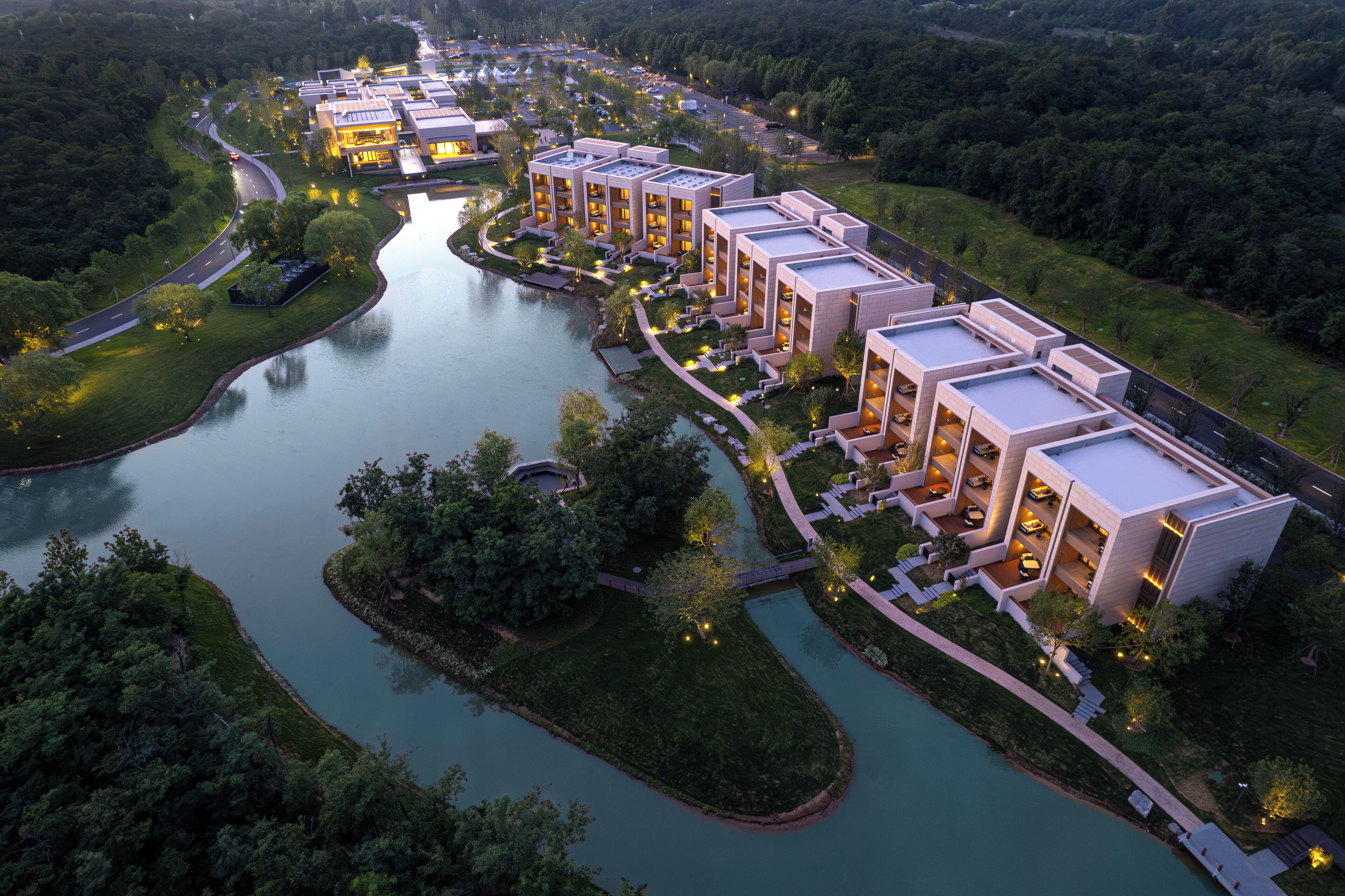 บริเวณภายนอก