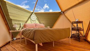 Design tent, uitzicht op bergen | 1 slaapkamer, lakens van Egyptisch katoen, luxe beddengoed
