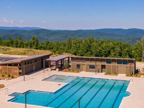 Pool - Hundred Acre View (Boone)
