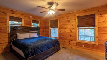 3 bedrooms, individually decorated, individually furnished, bed sheets