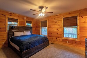 Cabin, Multiple Beds, Hot Tub, Mountain View (Firefly Cabin)