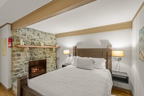 4 bedrooms, individually decorated, individually furnished, bed sheets - Beech Bear Crossing (Banner Elk)