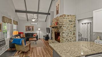 House, Multiple Beds, Patio, Mountain View (Beech Bear Crossing) | Private kitchen | Coffee/tea maker