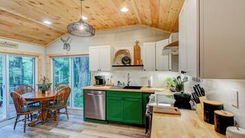 Cabin, Multiple Beds, Patio, Mountain View (Black Bear Sauna & Plunge) | Private kitchen | Coffee/tea maker, toaster