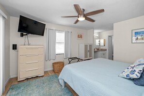 2 bedrooms, desk, iron/ironing board, travel crib