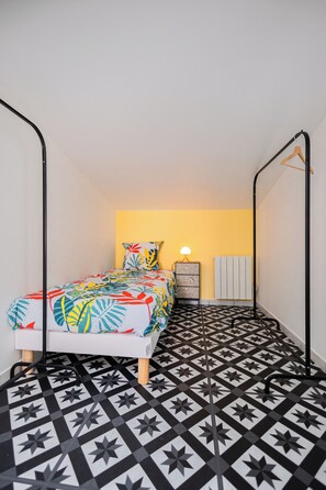 2 bedrooms, iron/ironing board, WiFi, bed sheets - T3 Pleincentre Airconditionné 5 Personnes (Bordeaux)