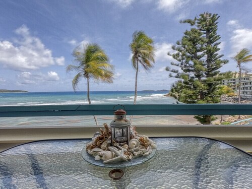 Turquoise Dreams- 2br Condo- pool, restaurant and beach!