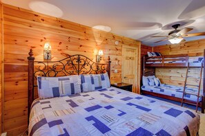 Cabin, Multiple Beds, Hot Tub, Mountain View (Dogwood Den) - Dogwood Den (Banner Elk)