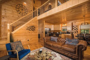 Living area - Merrywether Lodge (Boone)