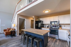 Interior - Sky High Chalet (Blowing Rock)