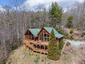 Exterior - Beary Relaxing Cabin (Banner Elk)