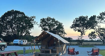 Fireside & Spring Hikes Await near Roaring River