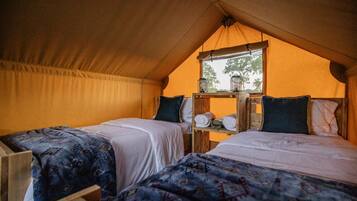 1 bedroom, iron/ironing board, travel cot, WiFi