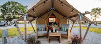 Roaring River Park's Scenic Outdoor Getaway