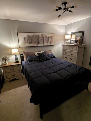 5 Schlafzimmer, Bügeleisen/Bügelbrett, kostenloses WLAN, Bettwäsche