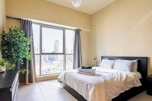 1 bedroom, iron/ironing board, WiFi, bed sheets - Fountain dance view from balcony downtown Dubai (Dubai)