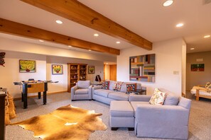 Cabin, Multiple Beds, Hot Tub, Mountain View (Angels Envy) | Interior - Angels Envy (Lenoir)