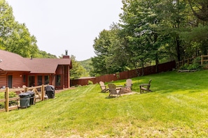 Exterior - Bear N Grace (Vilas)
