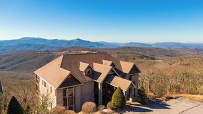 Exterior - Whataview (Banner Elk)