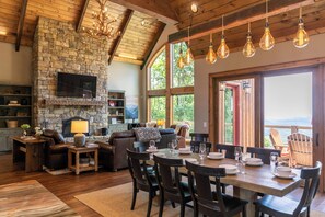 Dining - The Phoenix at Eagles Nest (Banner Elk)