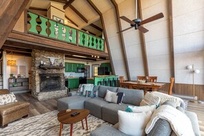 House, Multiple Beds, Hot Tub, Mountain View (Press Pause) | Living area | Fireplace - Press Pause (Banner Elk)