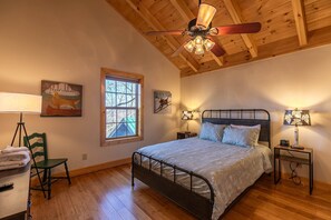 Room - Heavenly Haven Retreat (Sugar Grove)