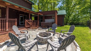 Property grounds - Heavenly Haven Retreat (Sugar Grove)