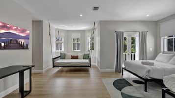 Luxury House, Private Pool | 4 bedrooms, minibar, individually decorated, individually furnished