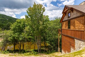 Exterior - Surprise Valley at Eagles Nest (Banner Elk)