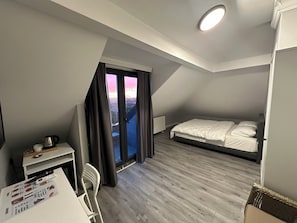 Basic Double Room, Garden View | Desk, free WiFi - ASLAN AİRPORT HOTEL (Arnavutköy)
