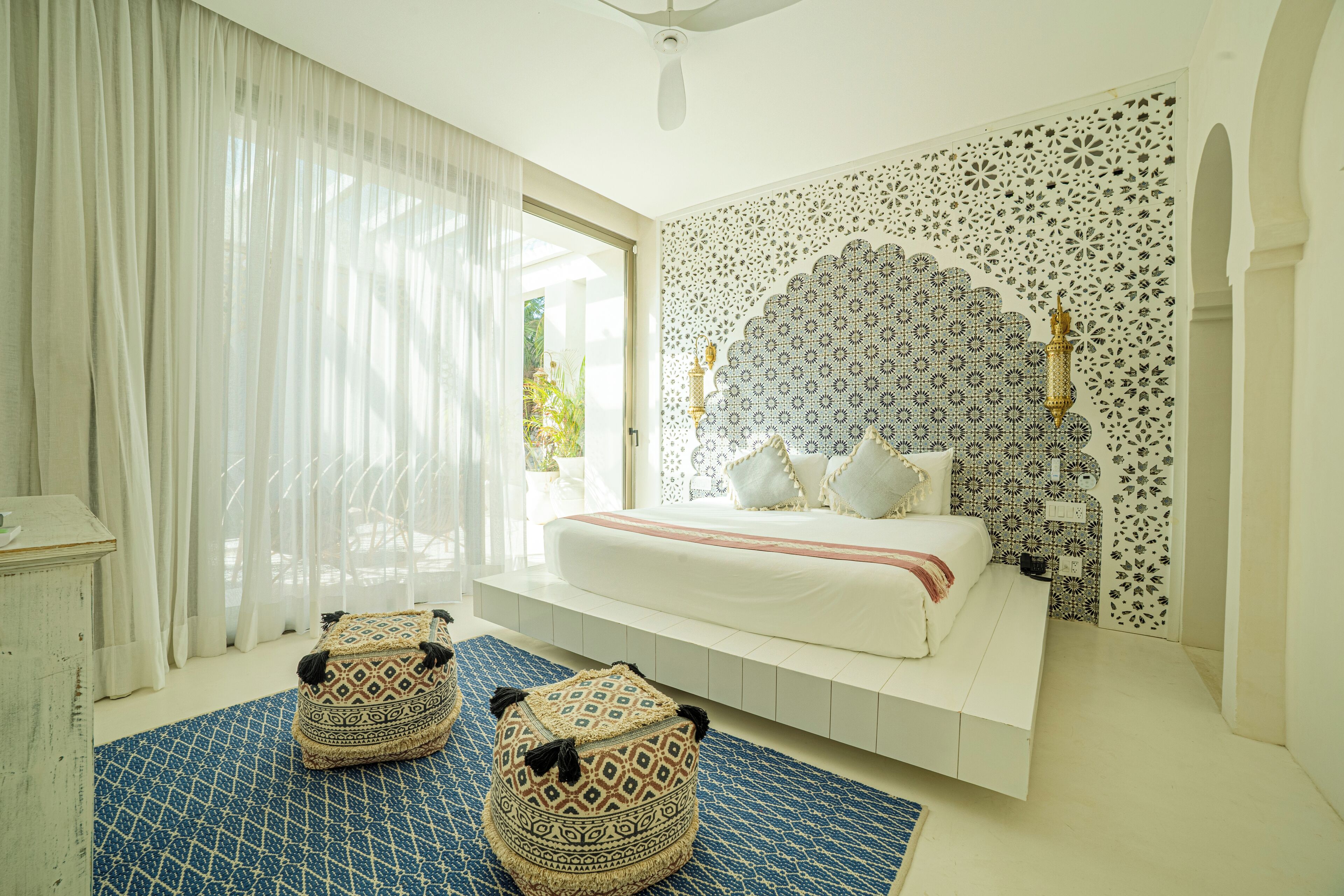 特色套房, 1 张特大床, 私人游泳池, 花园景观 | 1 多间卧室、高档床上用品、羽绒被、迷你吧