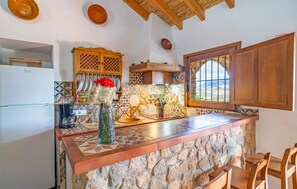 Fridge, stovetop - Lovely home in Algodonales (Algodonales)