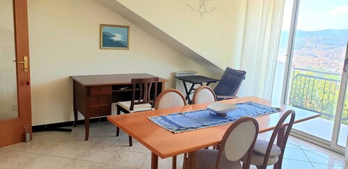 Panoramic apartment, sea view