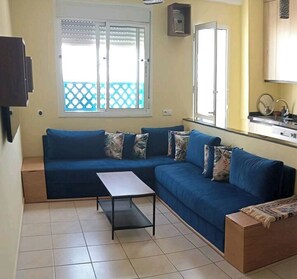 Smart TV, video games