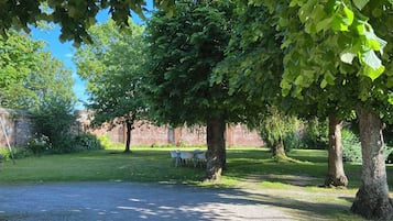 Enceinte de lâhĂ©bergement